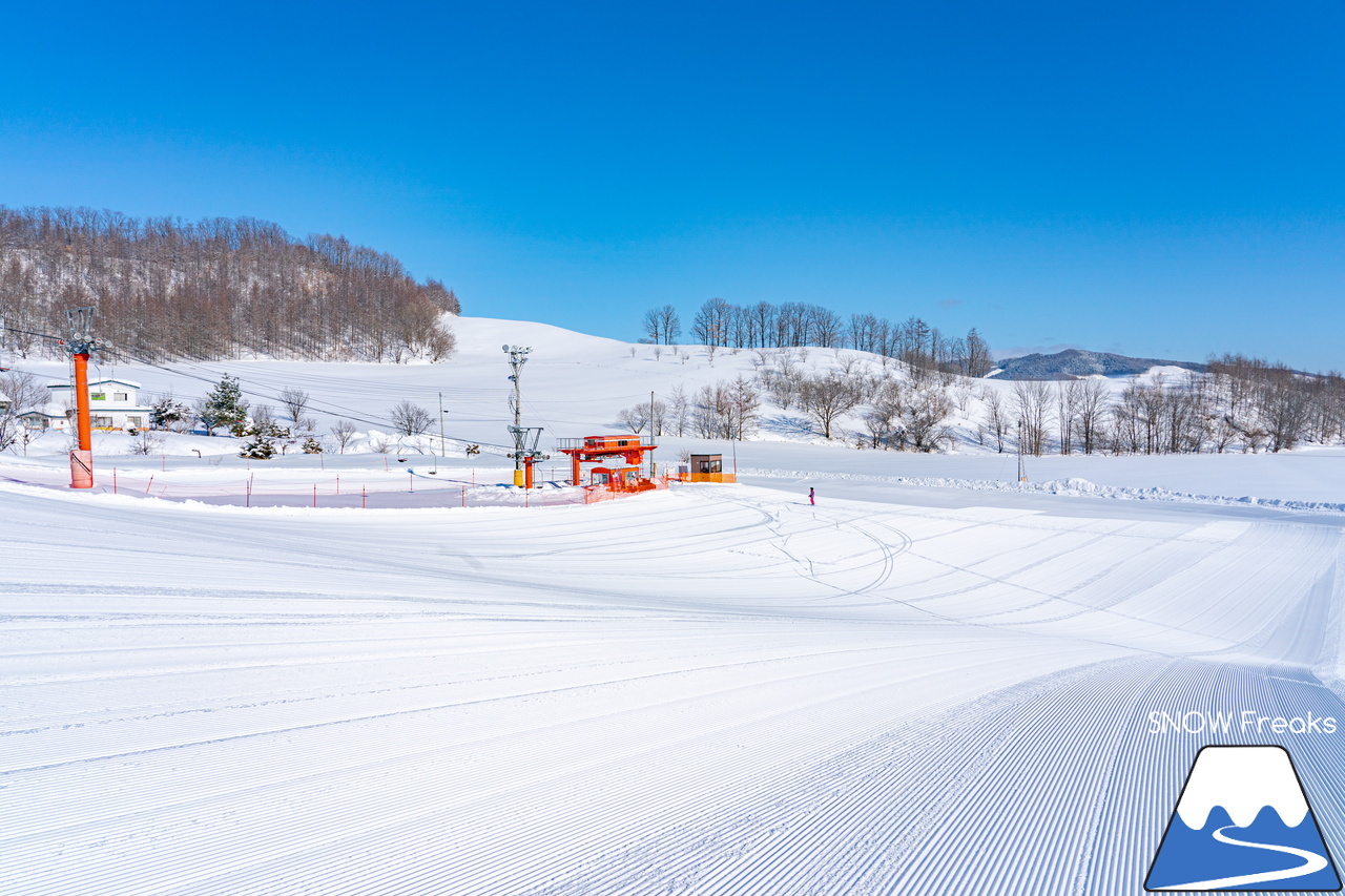 オホーツク・ローカルスキー場巡り。｜晴天粉雪の『佐呂間町営スキー場』から流氷を望む『湧別町五鹿山スキー場』へ！